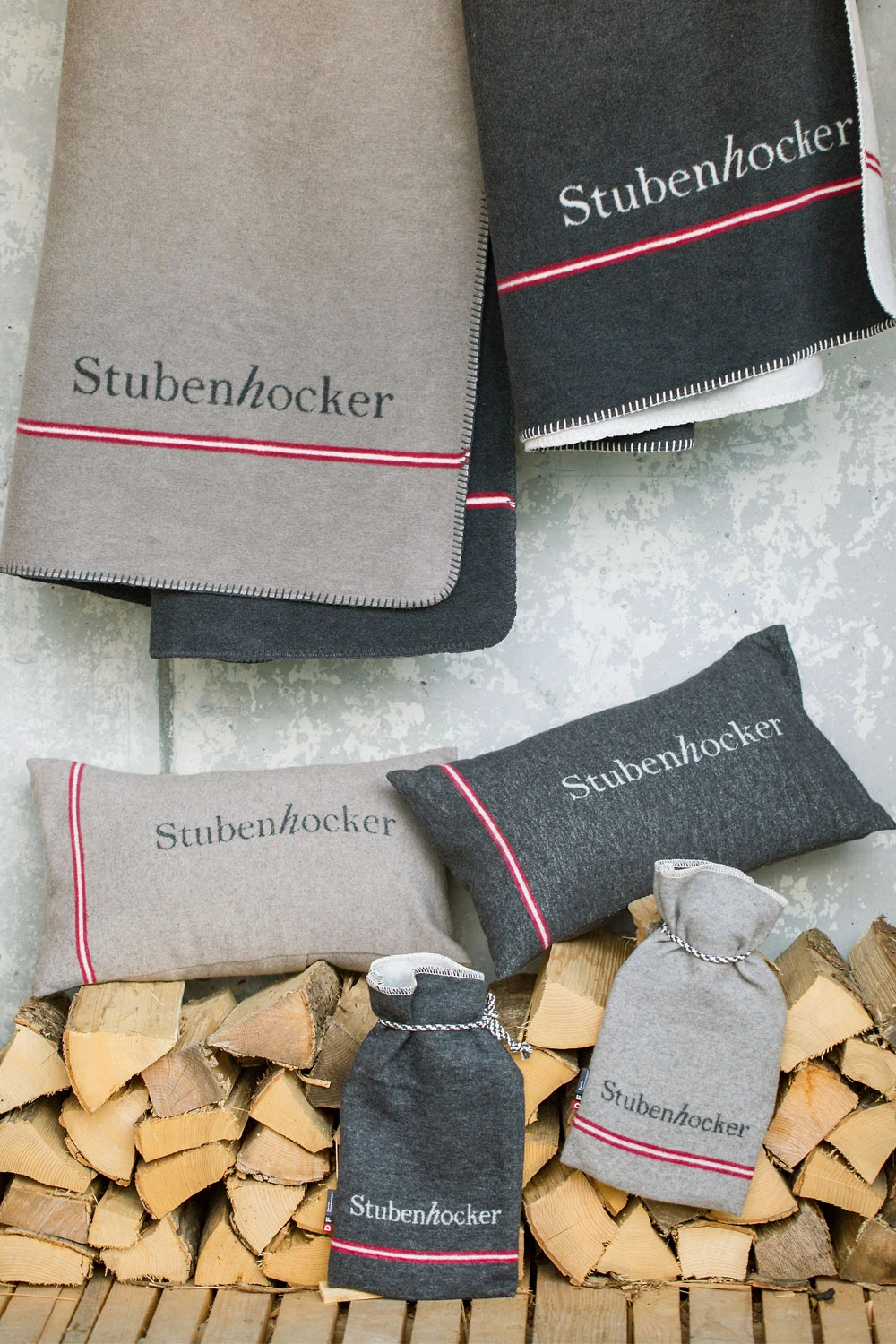 Kissenhülle SILVRETTA Stubenhocker Anthrazit 5 Kissenhülle SILVRETTA Stubenhocker Anthrazit – Bild 3