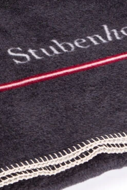 Wohndecke SAVONA Stubenhocker Anthrazit 9 Wohndecke SAVONA Stubenhocker Anthrazit -Berühmtes Bademoden Geschäft 2602324218anthrazitANTH 13650 DetailbildFront 10x15 1000