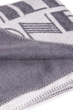 Wohndecke SAVONA Chill Zone -Berühmtes Bademoden Geschäft 2602348218hellgrauHELG 13653 DetailbildBack 10x15 1001