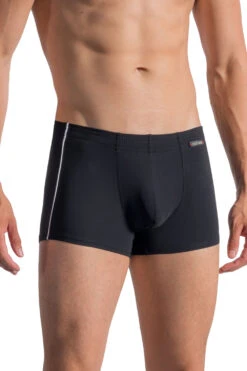 Beachpants -Berühmtes Bademoden Geschäft 2618960218black8000 5823 Zoomify2Front 1000x1500 15