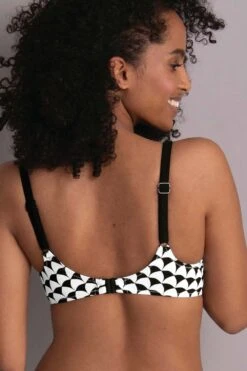 Rosa Faia Bikini-Oberteil Celine -Berühmtes Bademoden Geschäft 2649444218schwarzweiss430 14434 Zoomify2Back 1000x1500 16