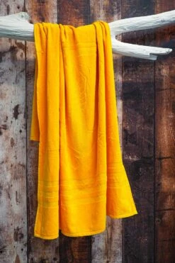 Strandtuch Sonnengelb