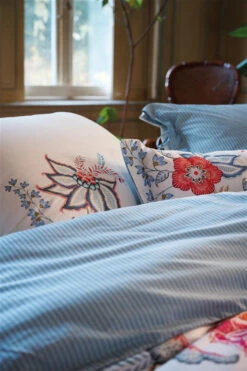 Pip Studio Bettwäsche Tree Of Life 135x200+80x80 -Berühmtes Bademoden Geschäft 2695225218whiteWHI 14347 AdditionalPic3 10x15 1004